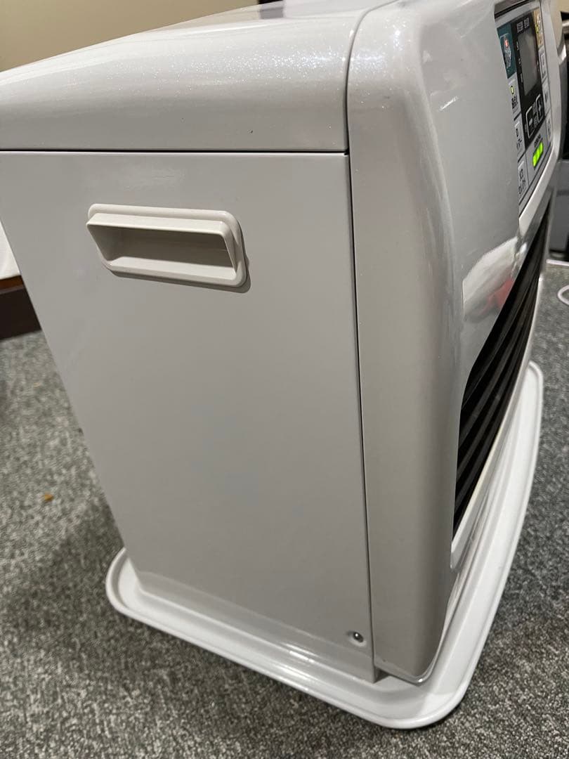 CORONA FH-ST5713BY 石油ファンヒーター　13年製