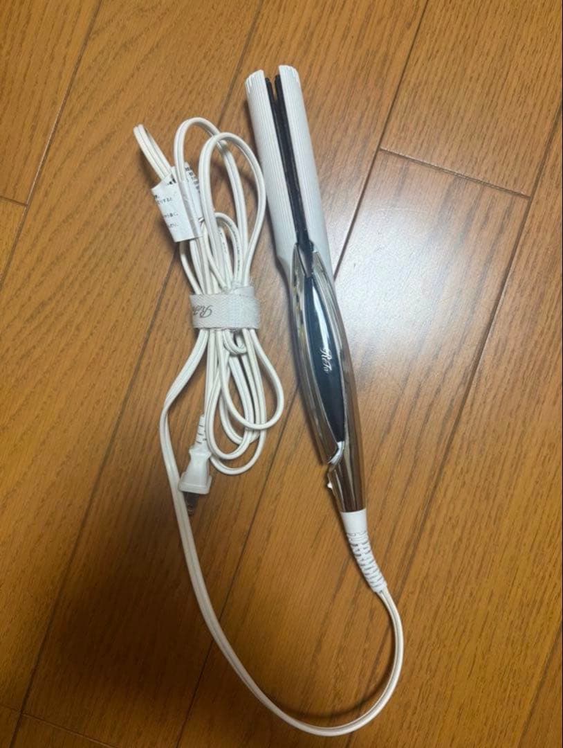 リファ　ストレートヘアアイロン