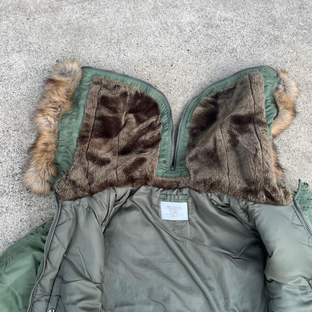 AVIREX N-2Bジャケット