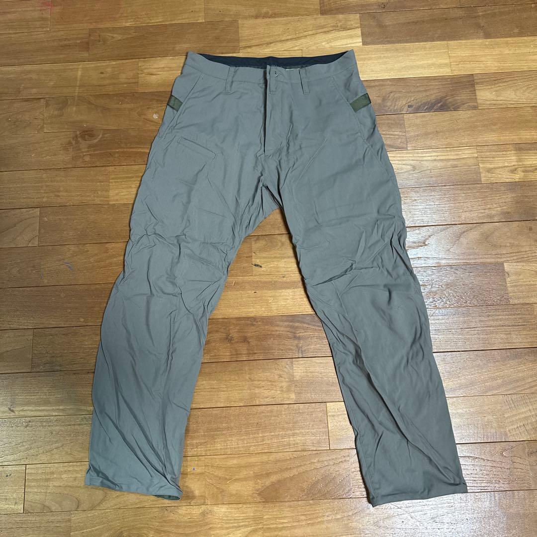 ACRONYM P39-Mグレー S