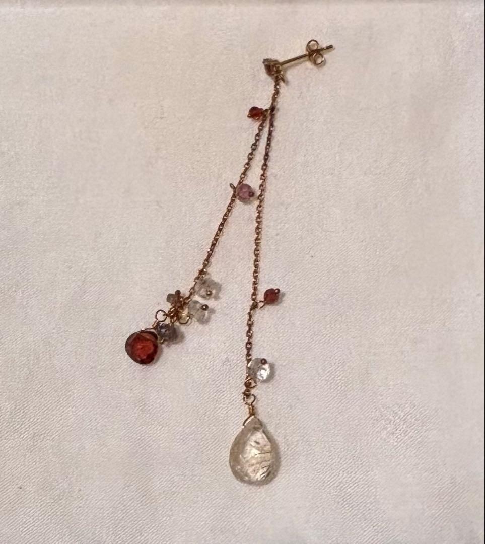 Sweet Pea 天然石　片耳ピアス