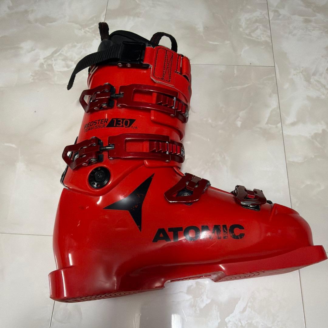 ATOMIC REDSTER TEAM ISSUE 130スキーブーツ