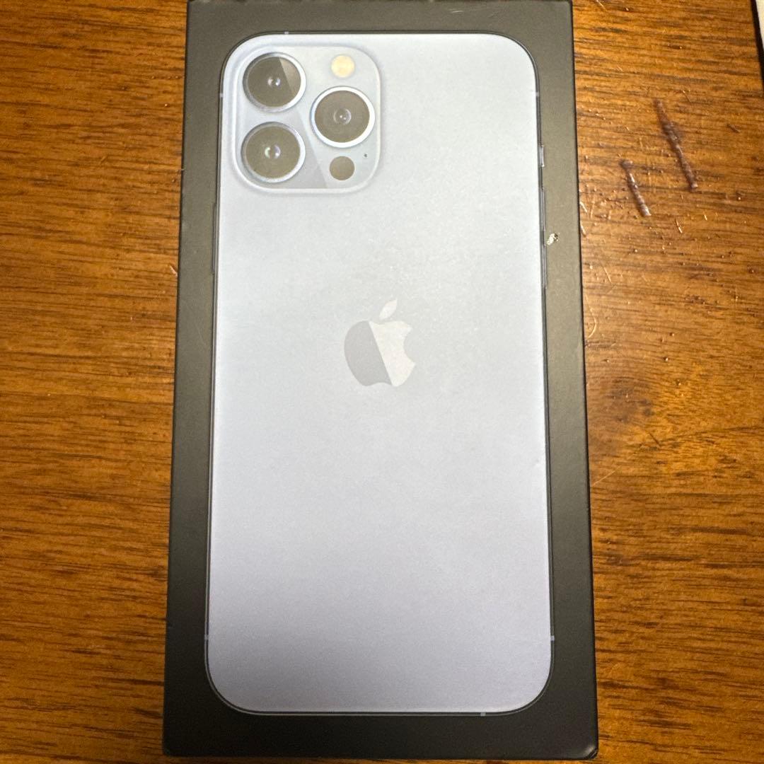 iPhone 13 Pro Max シエラブルー 海外SIMフリー