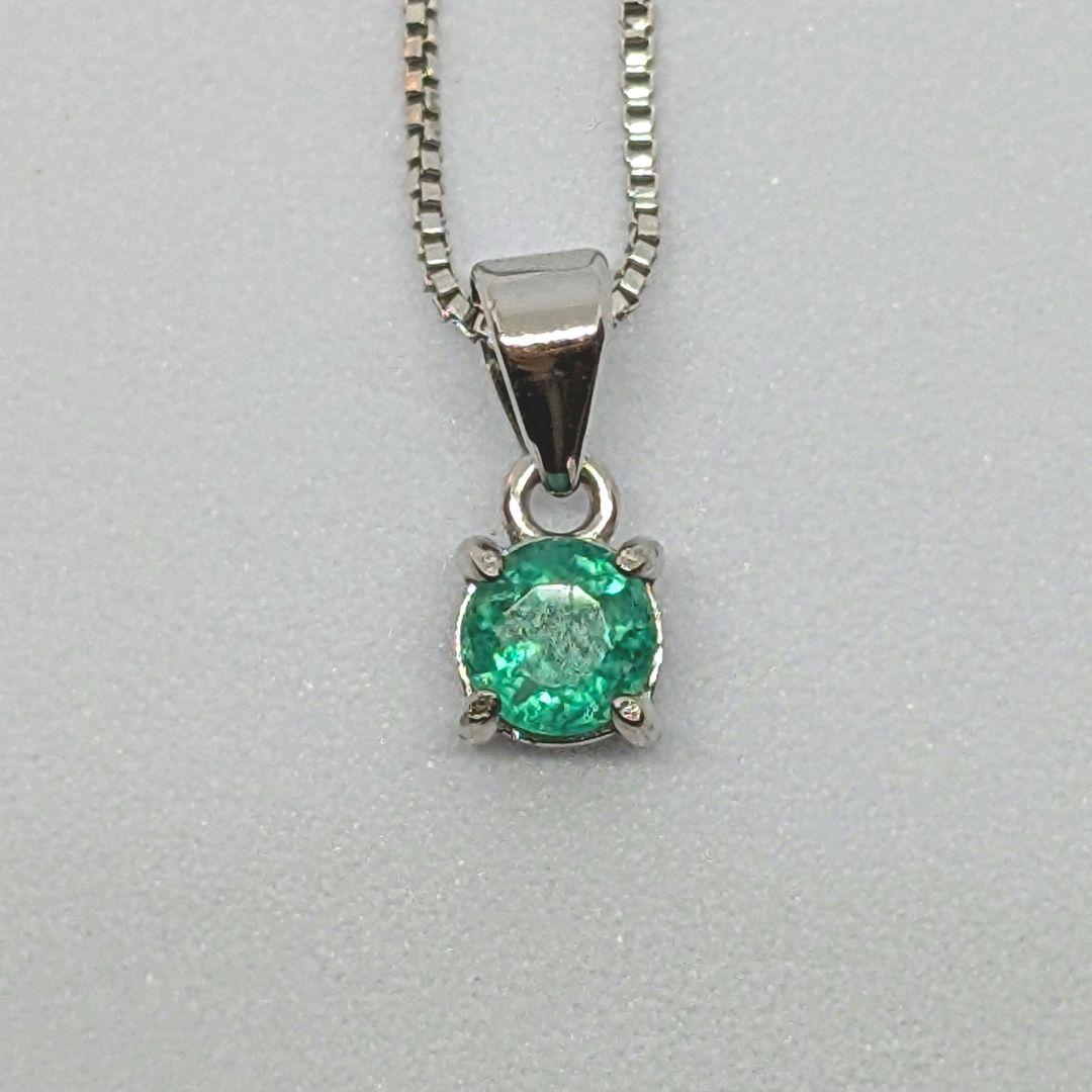 あ*ん様 エメラルド　シルバー925 ネックレス
