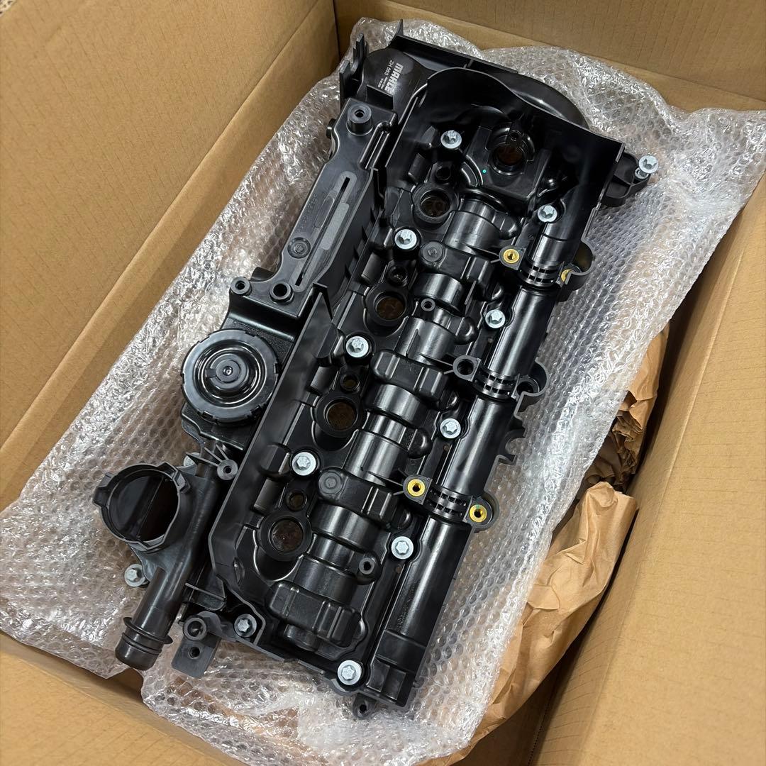  シリンダーヘッドカバー　N47 4気筒ディーゼル　MAHLE製