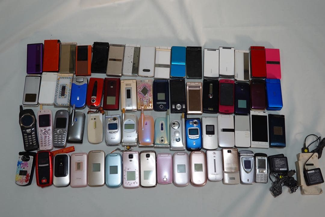 ガラケー63種 ジャンク扱い