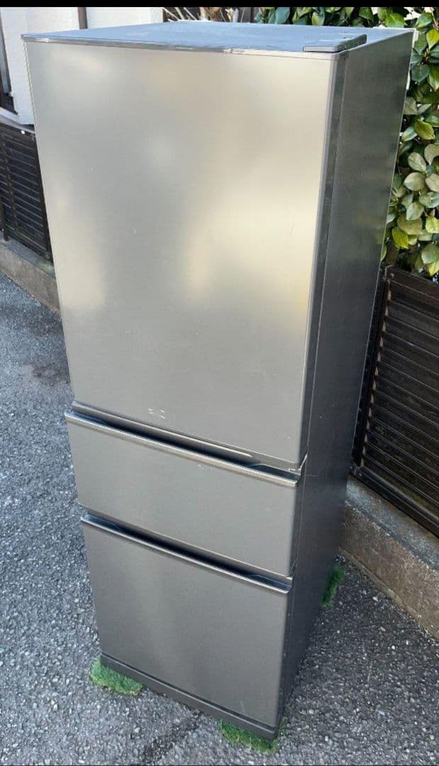 三菱大型3ドア冷凍冷蔵庫　272L省エネ自動製氷機能付き2021年製