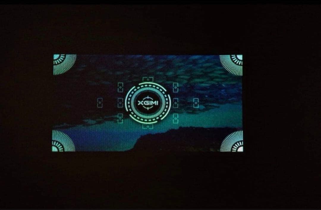 XGIMI MoGo Pro モバイルプロジェクタ 一小型フルHD 1080p