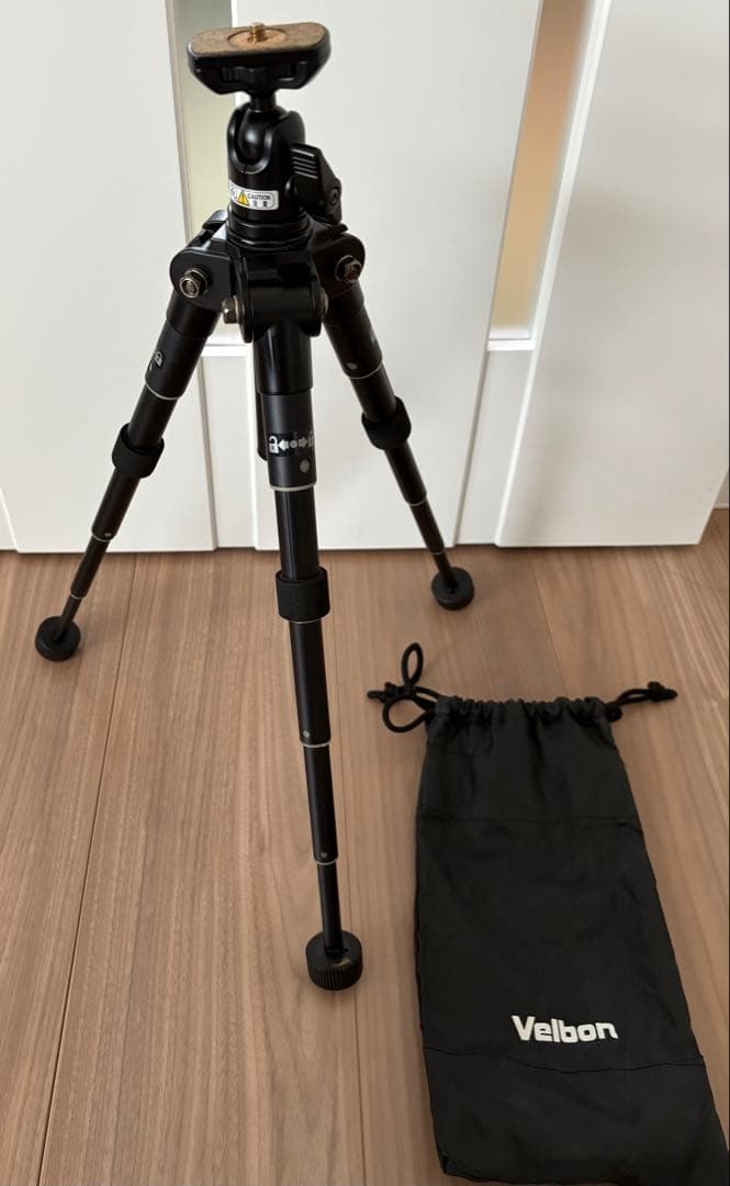 卓上三脚（ベルボン Velbon ULTRA 353 mini）