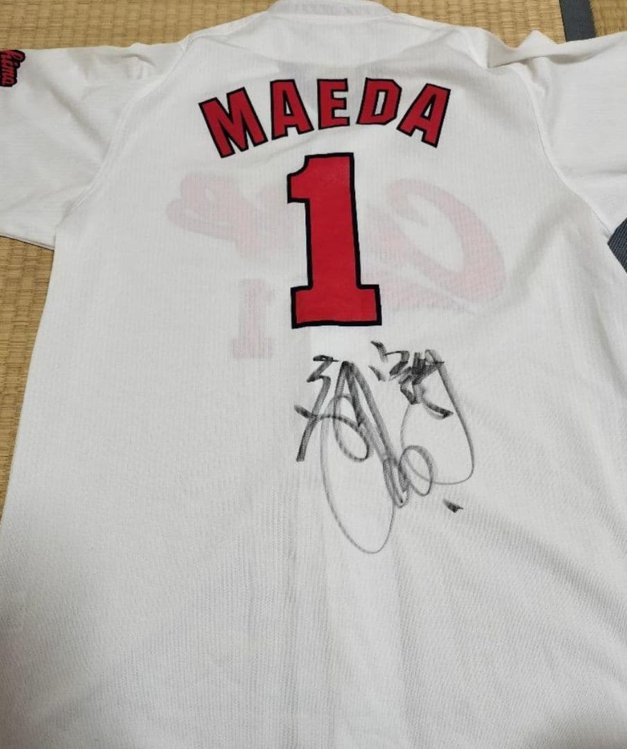 最終値下げ元広島カープ　前田智徳　直筆サイン入りレプリカユニフォーム