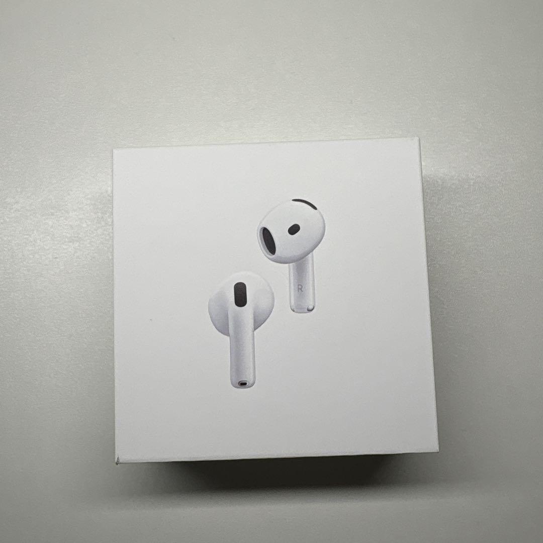 リラ蔵様　Apple AirPods 4 (ANC) 本体　MXP93J/A