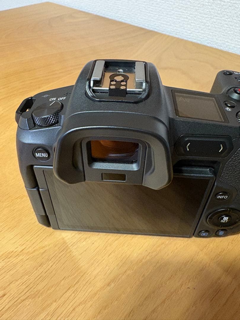 Canon EOS R ミラーレス一眼カメラ