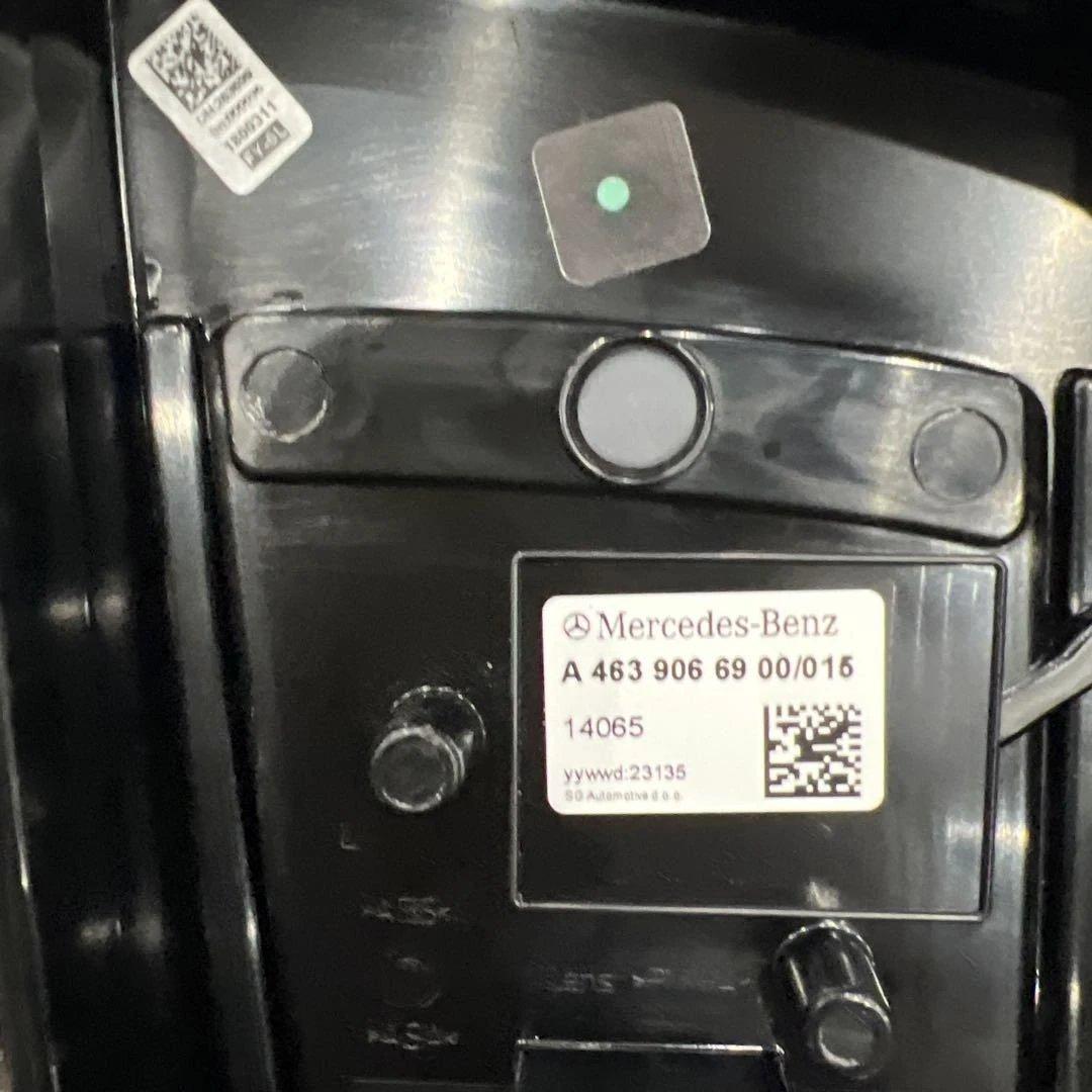 早い者勝ち‼️946 Mercedes-Benz ランプセット