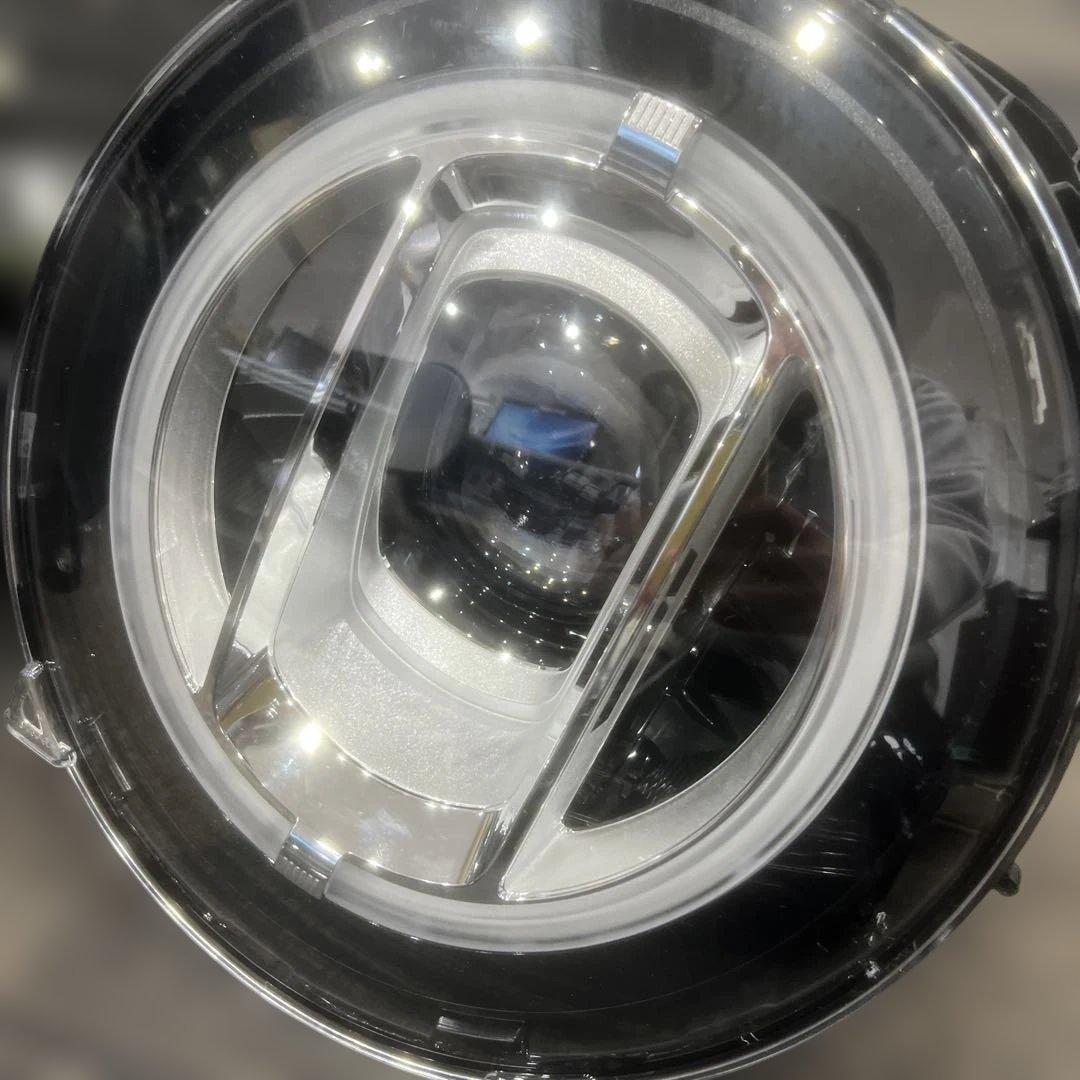 早い者勝ち‼️946 Mercedes-Benz ランプセット