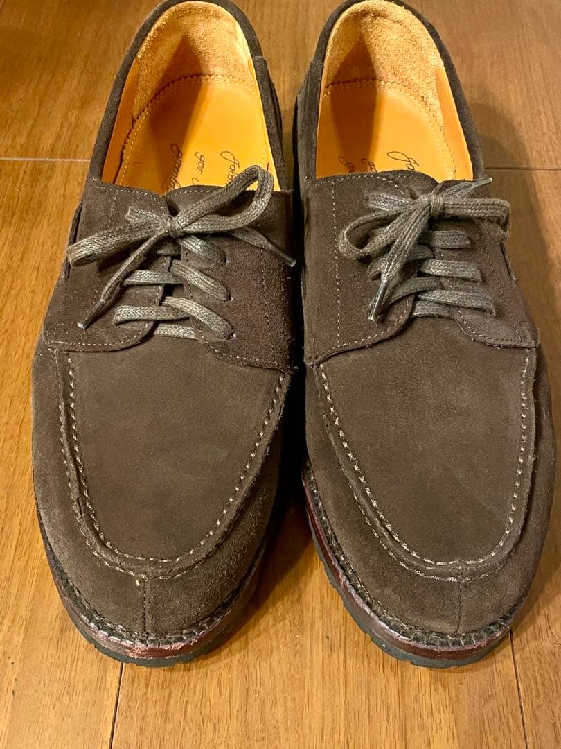 ジャランスリワヤJalan Sriwijaya Uチップ　スエード