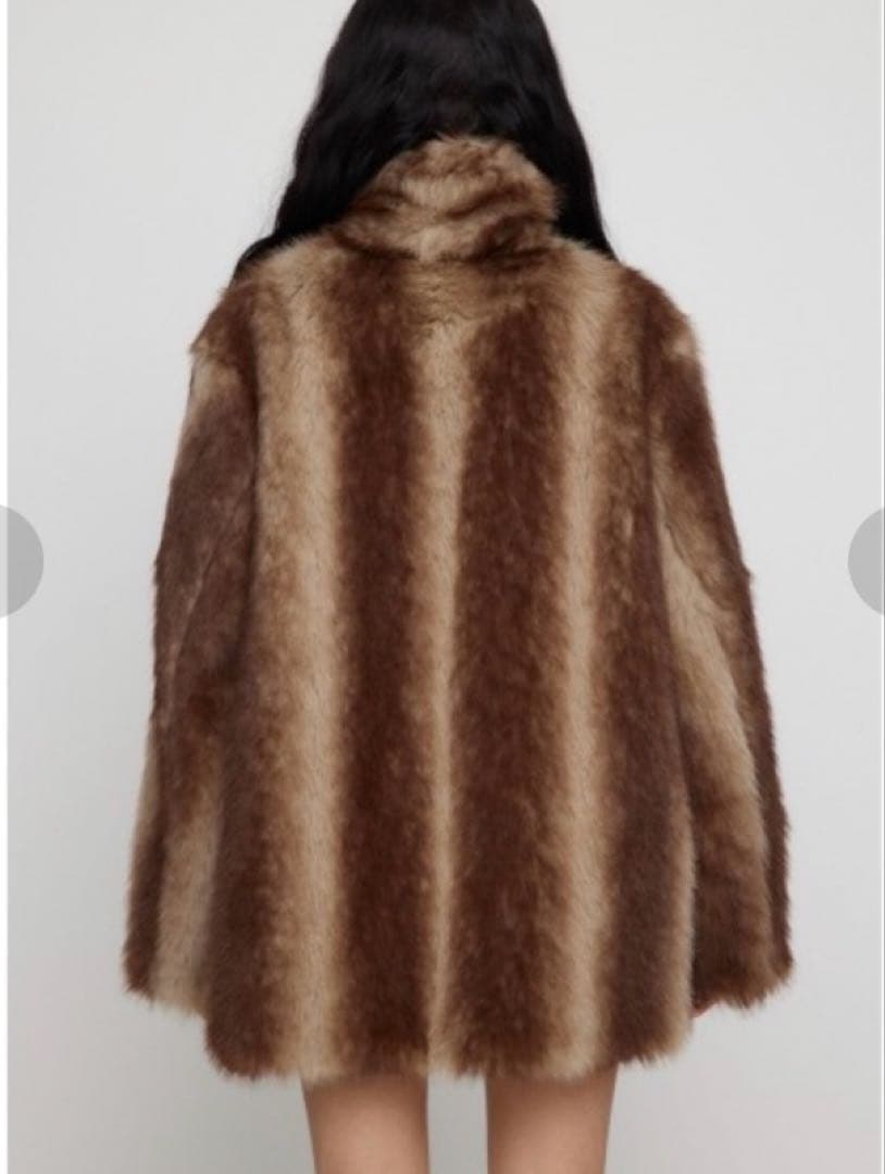 大人気✨新品 lagua gem faux ファーコート Mサイズ