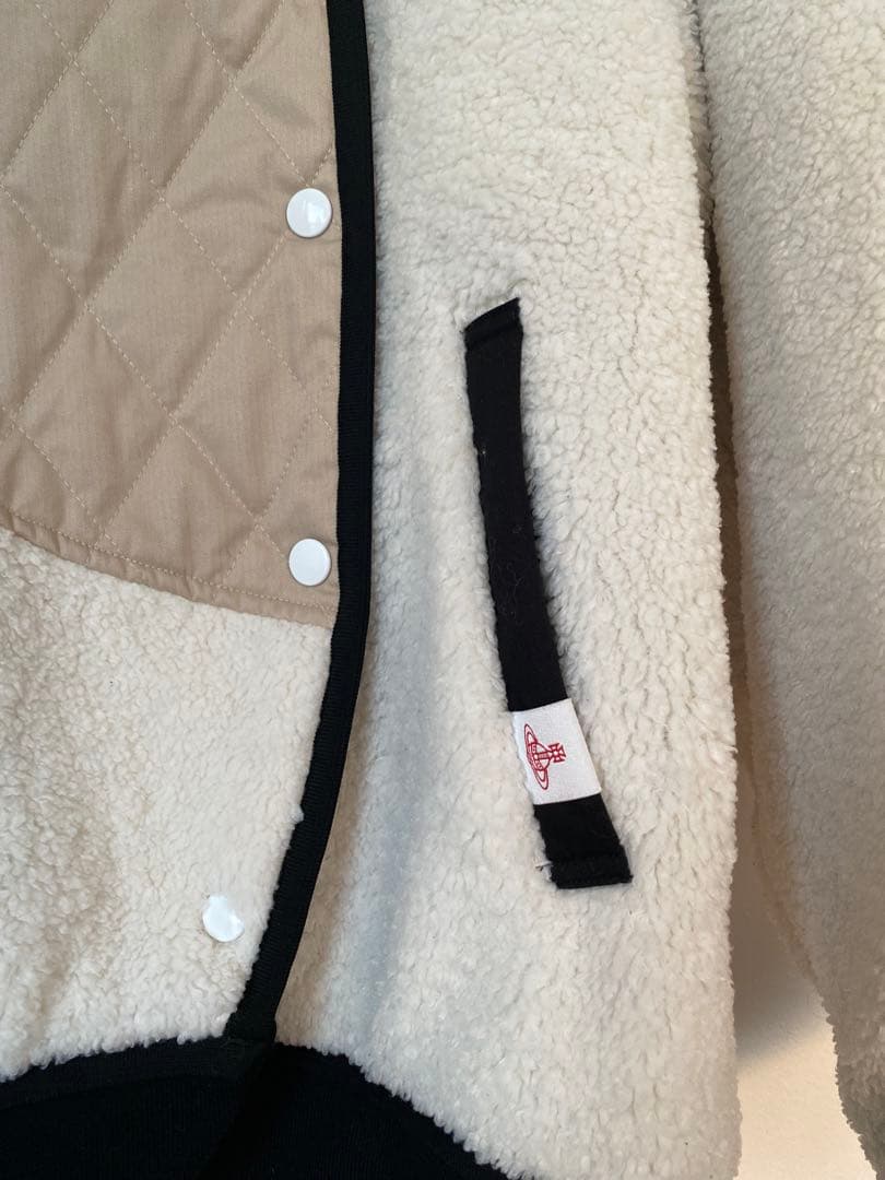 ヴィヴィアンウエストウッド　ボアブルゾン　とフーディー