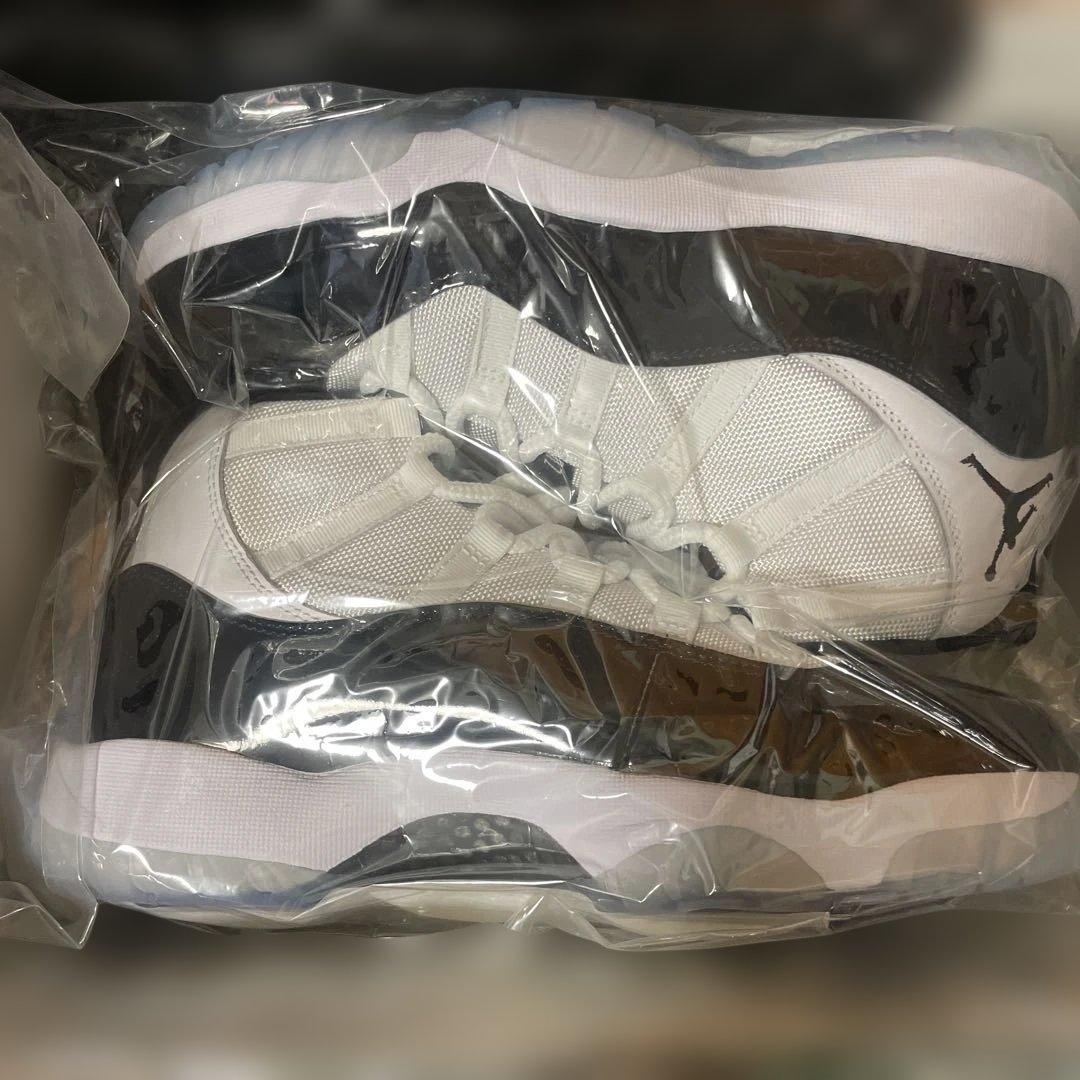 シューズ(男性用) NIKE AIR JORDAN 11 RETRO 9 (27cm)