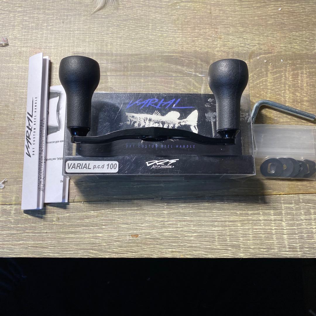DRT バリアルハンドル100 ブラック　シマノ右ナット付き