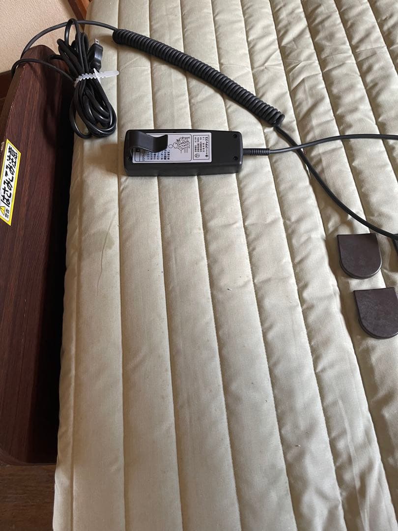 送料込み　アテックス社　電動ベッド