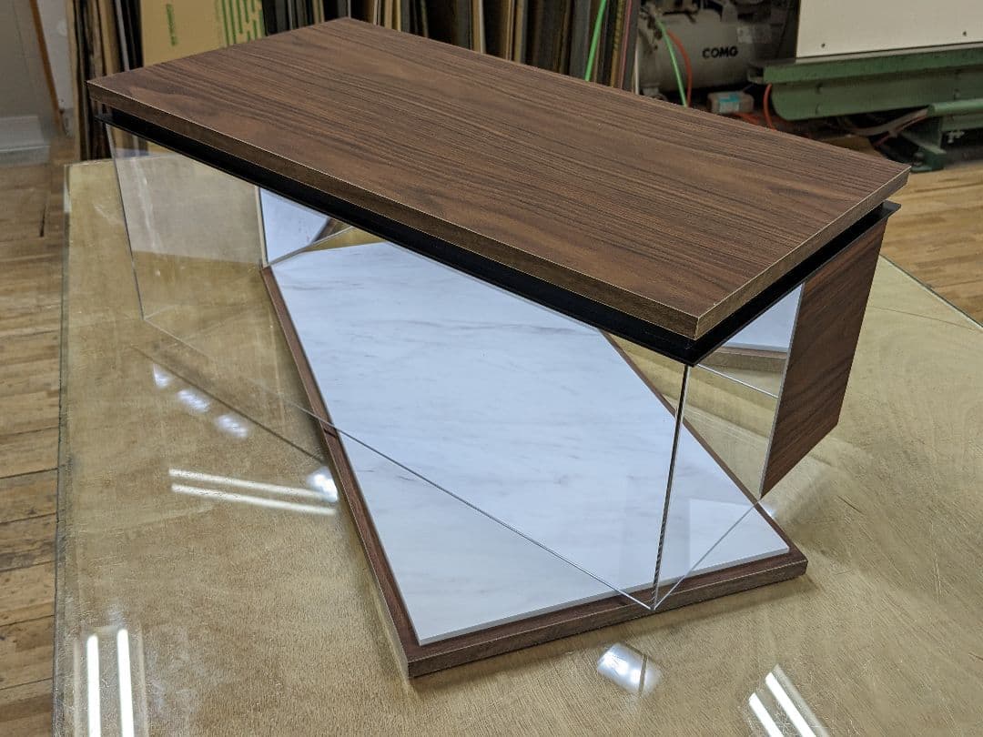 クー太郎様　アクリルショーケース　茶色木目仕様