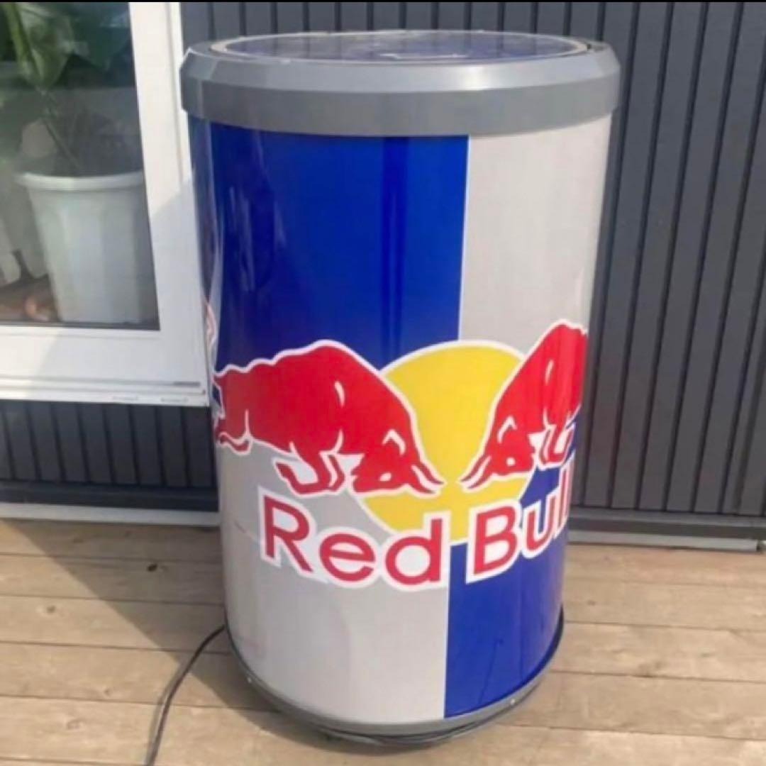 レッドブル RedBull 缶型 大型冷蔵庫 キャスター付き 特大 ディスプレイ