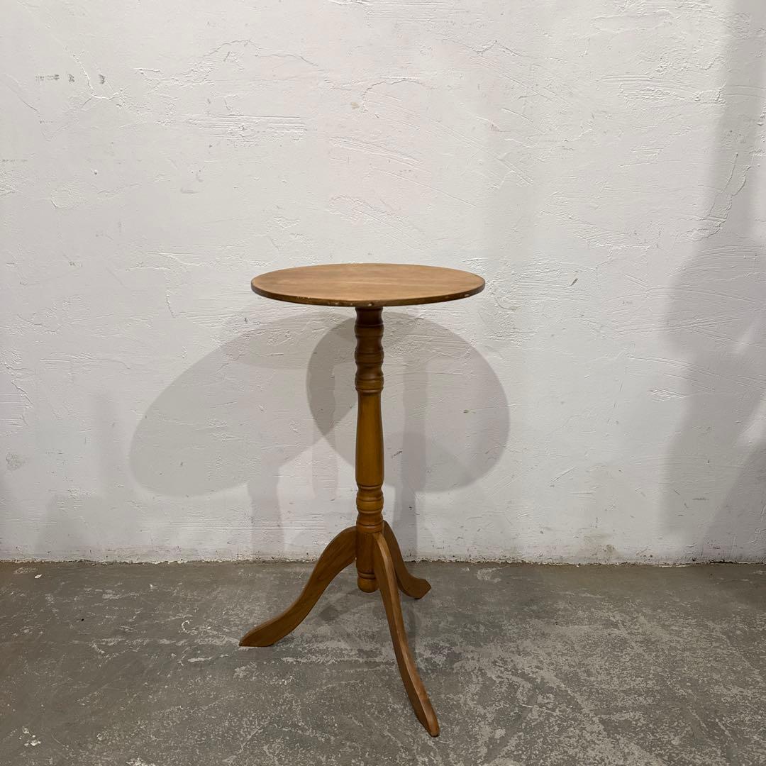 年末年始saleヴィンテージ　木製サイドテーブル　ラウンドサイドテーブル