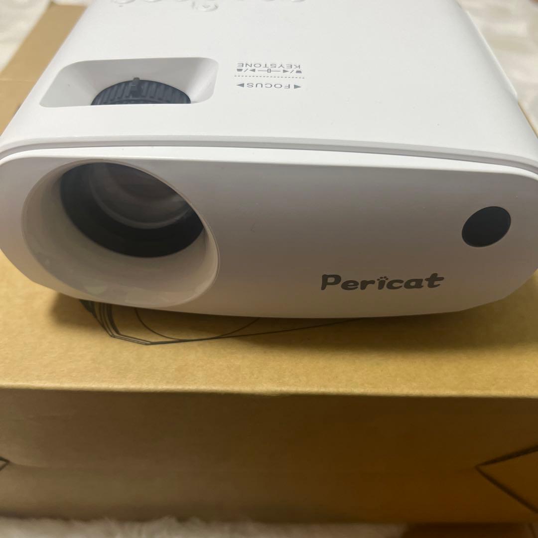 Pericat プロジェクター　使用時間4時間