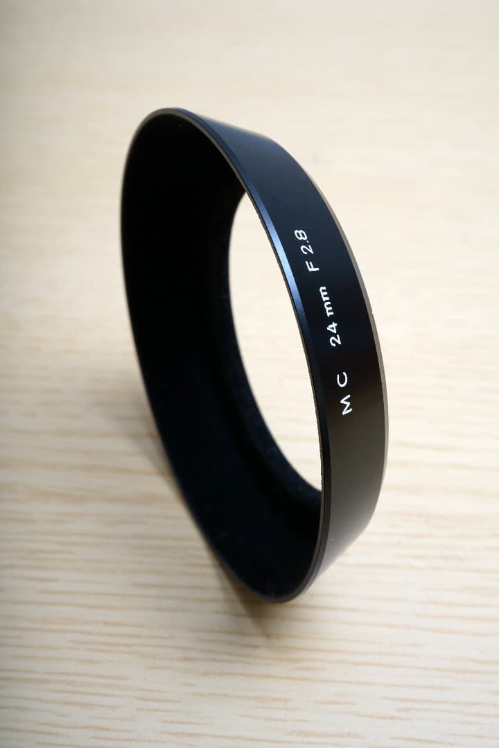 最終価格　ミノルタ　MC24mmF2.8用　メタルレンズフード　（中古品）