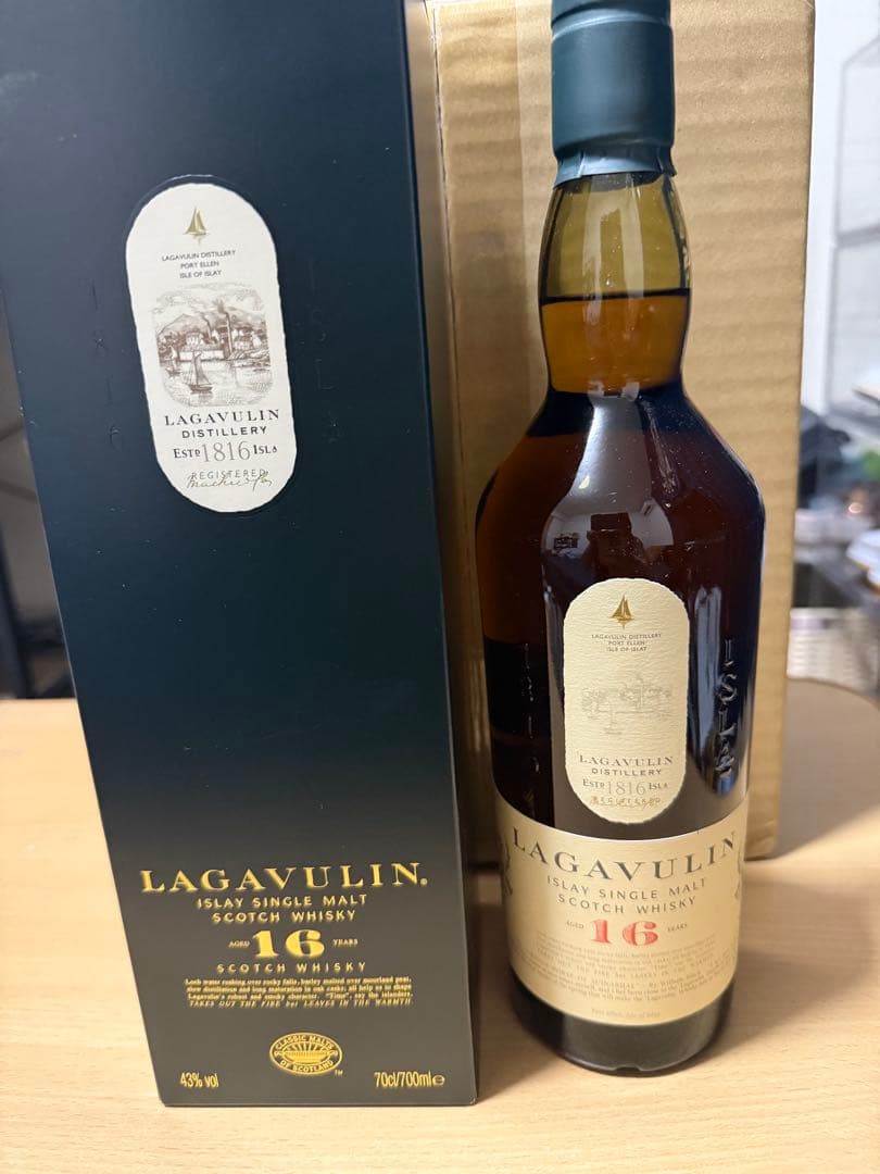 ラガヴーリン16年 700ml
