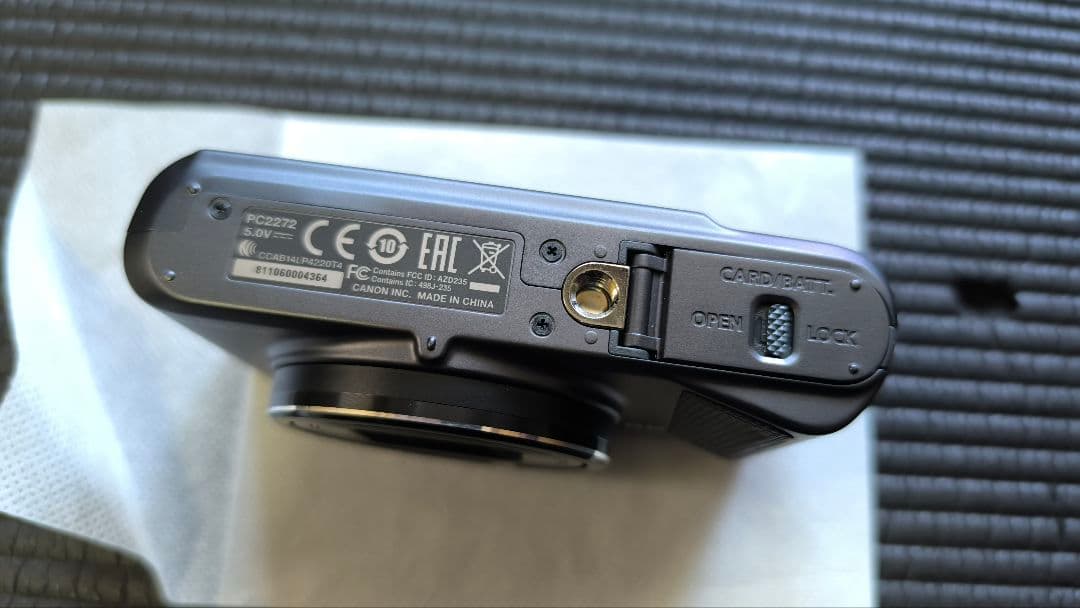 【新古品】キヤノン PowerShot SX720 HS ブラック