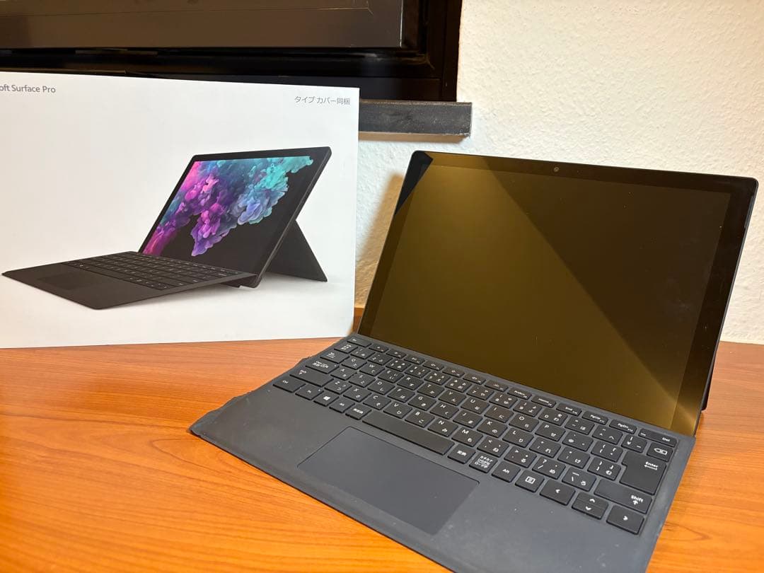 【Microsoft】Surface Pro 6 8GB/256GB 美品