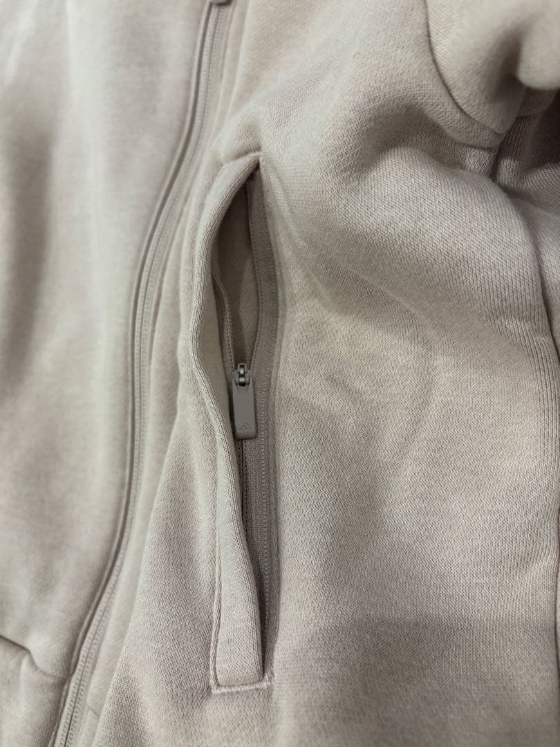 く　アディダス ゴルフ セットアップ ジャケット＆スカート Lサイズ