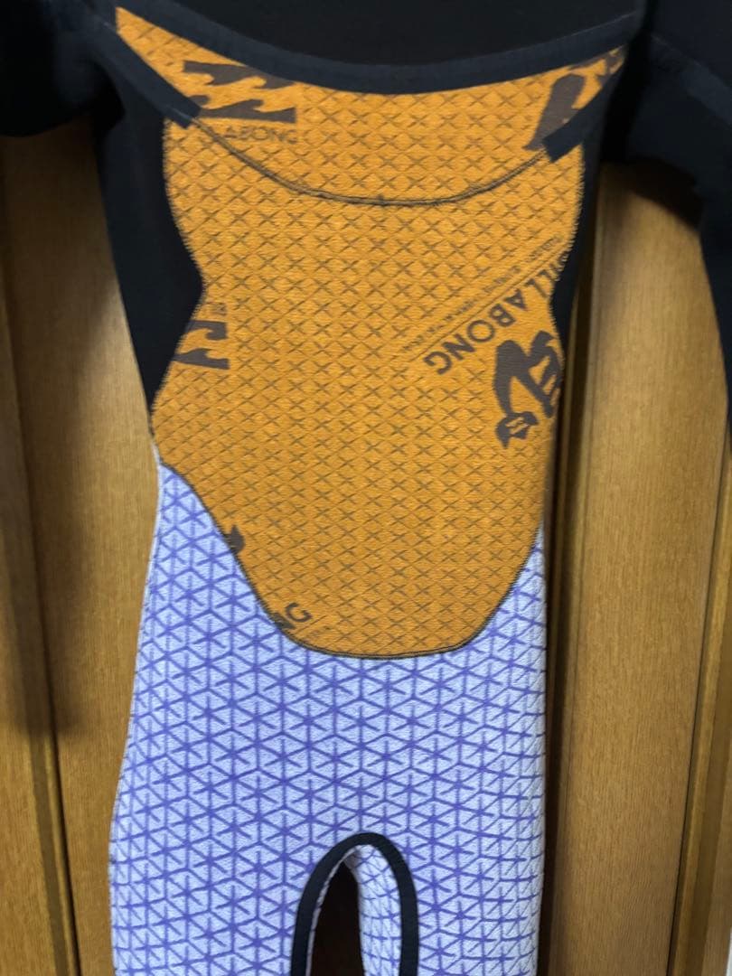 Billabong ビラボン REVOLUTION/セミドライ ウェットスーツ