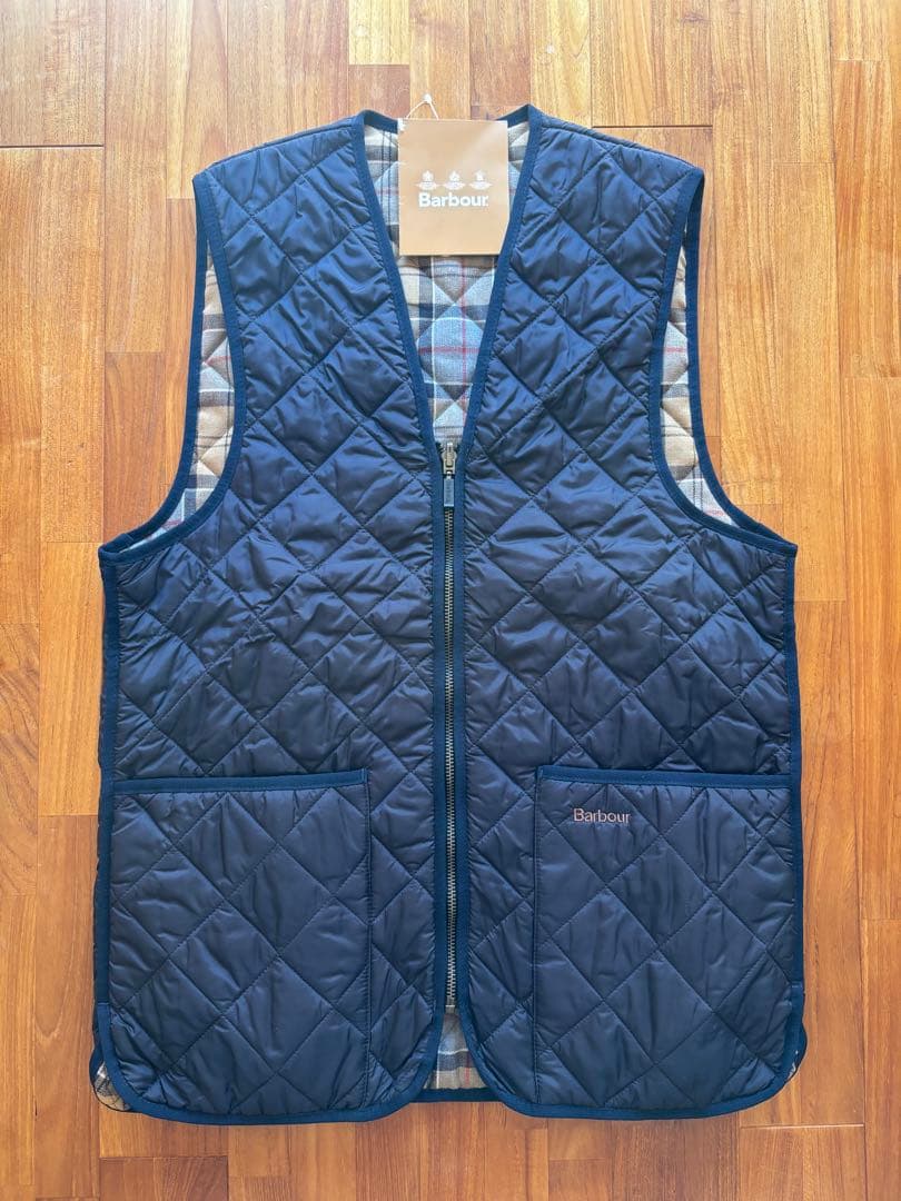 Barbour ネイビー キルティング ベスト