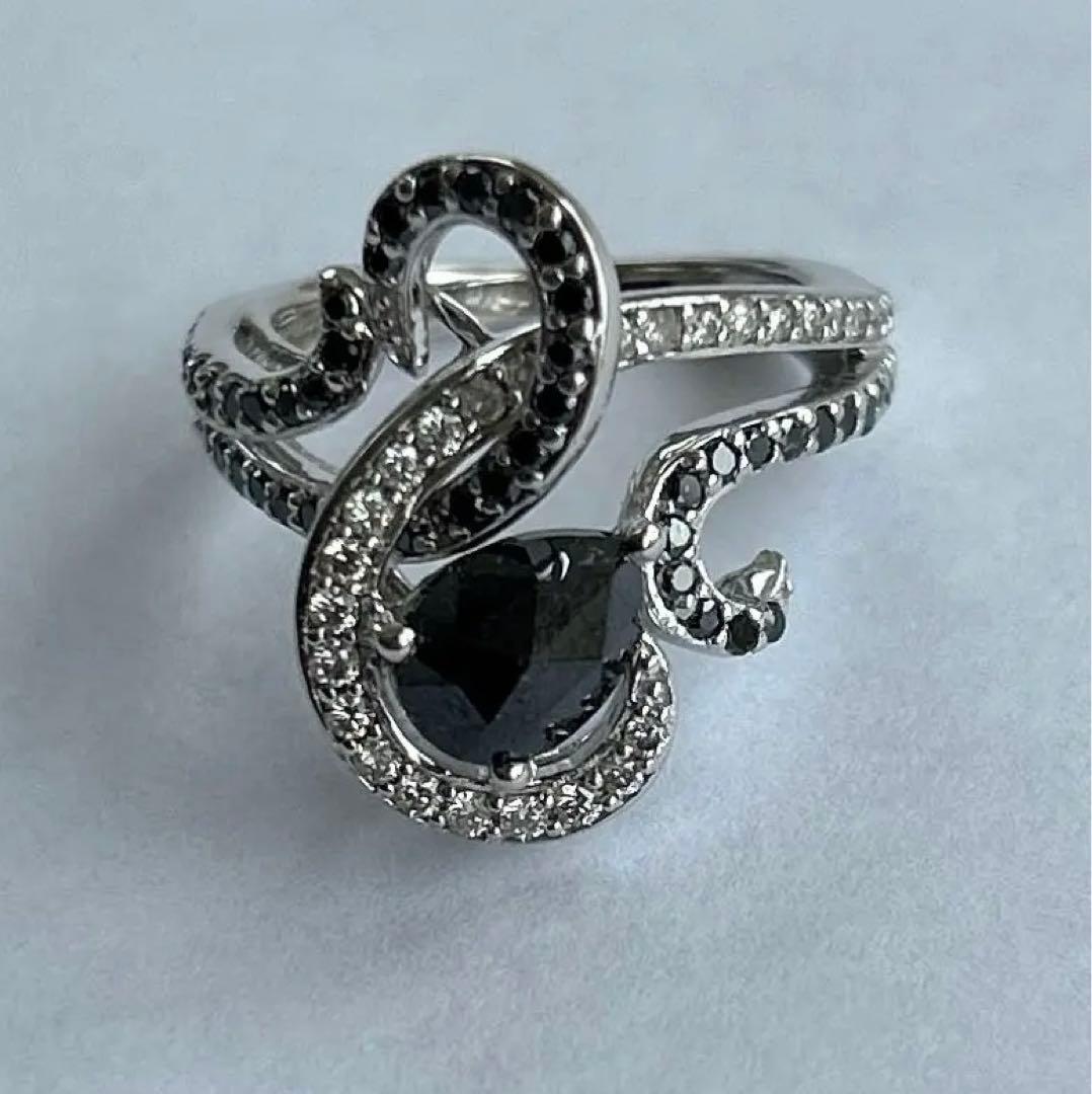 Ｋ18ＷＧ　ブラックダイヤ　リング