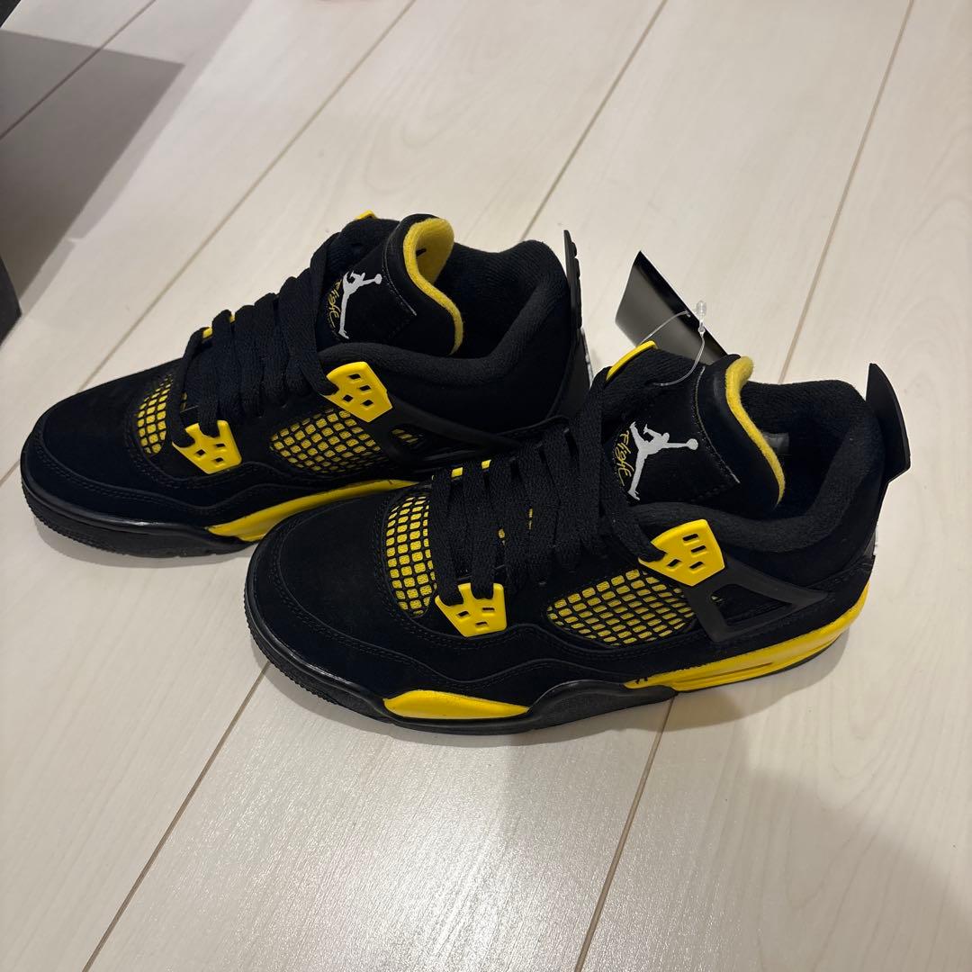 値下げ！Air Jordan 4 Retro GS ブラック/イエロー