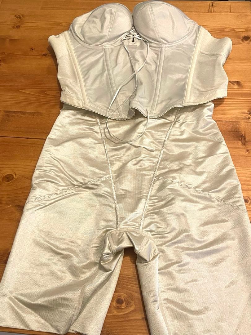 【ヨシダ】ブライダルボーテ　ブライダルインナーセット　D70 ガードルM