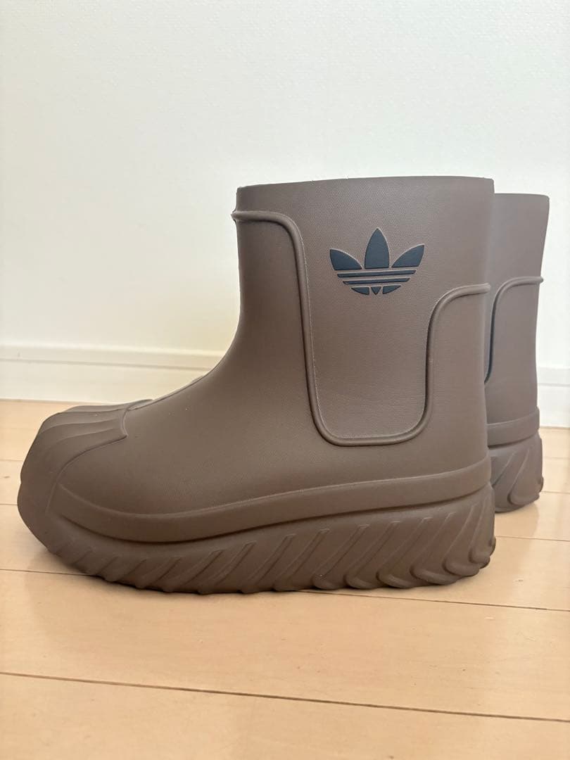 【超美品】adidas ブラウン レインブーツ