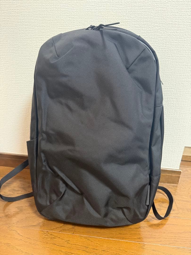 WEXLEY コーデュラ ブラックバックパック　ACTIVE / 25L