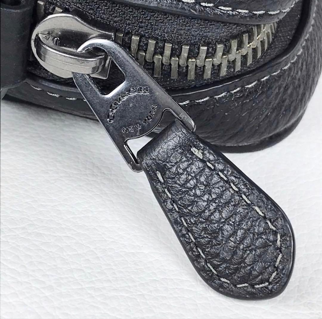 【美品】COACH コーチ クロスボディ メンズショルダーバッグ CC009 黒