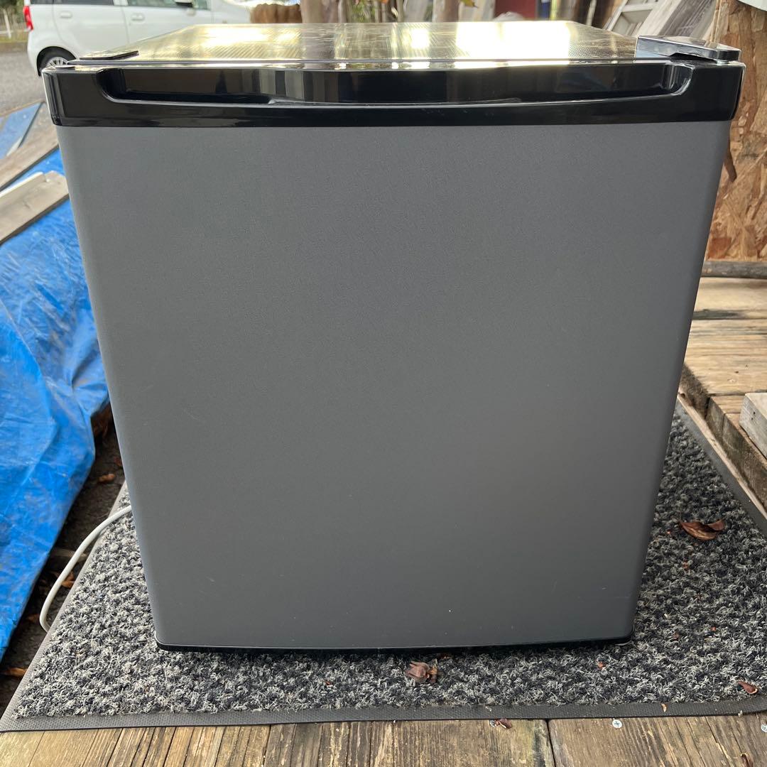 美品 冷凍庫 33L 2023年製 MAXZEN