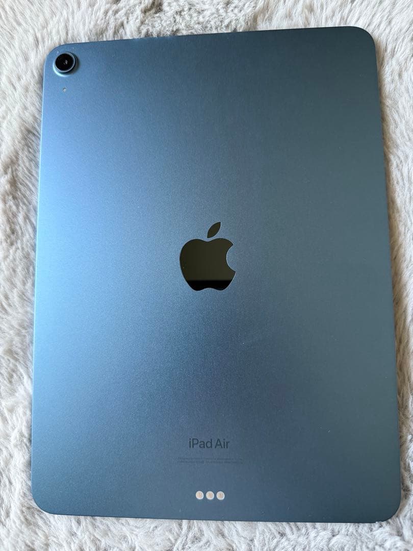 Apple iPad Air (第5世代)ブルー 本体