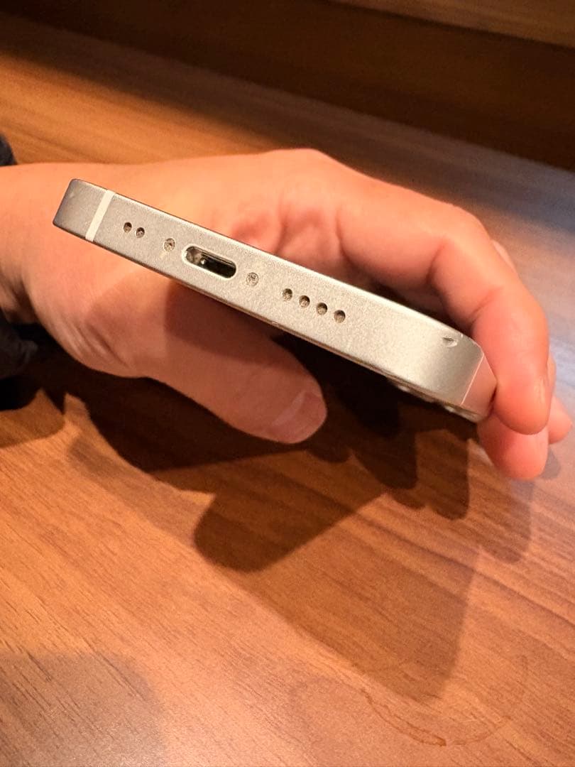 Apple iPhone 13 mini ホワイト 本体