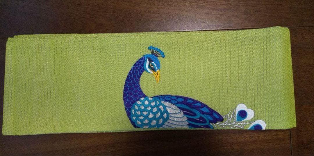 撫松庵 孔雀刺繍 黄緑色 半幅帯