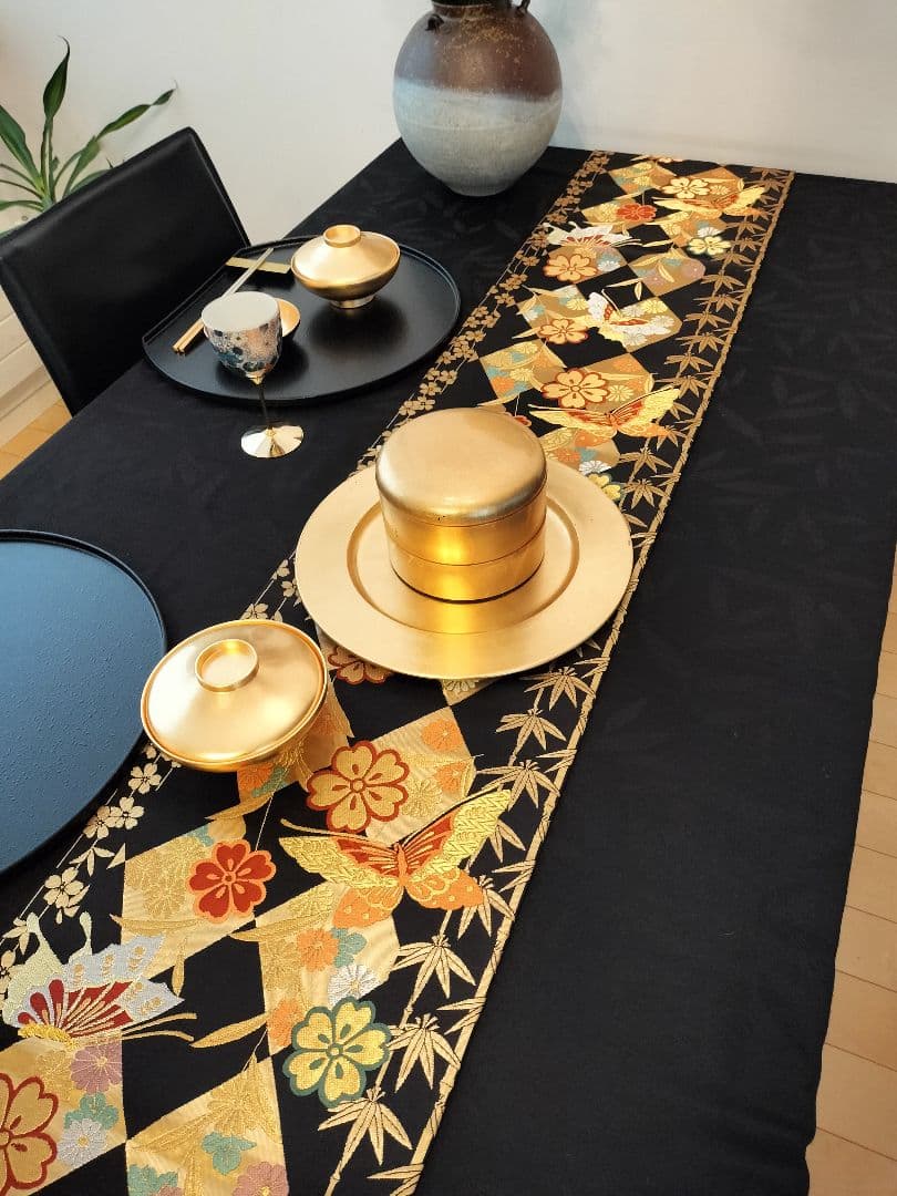 ルブの森★　A619★逸品‼️高級全通帯‼️ひな祭り‼️テーブルランナー