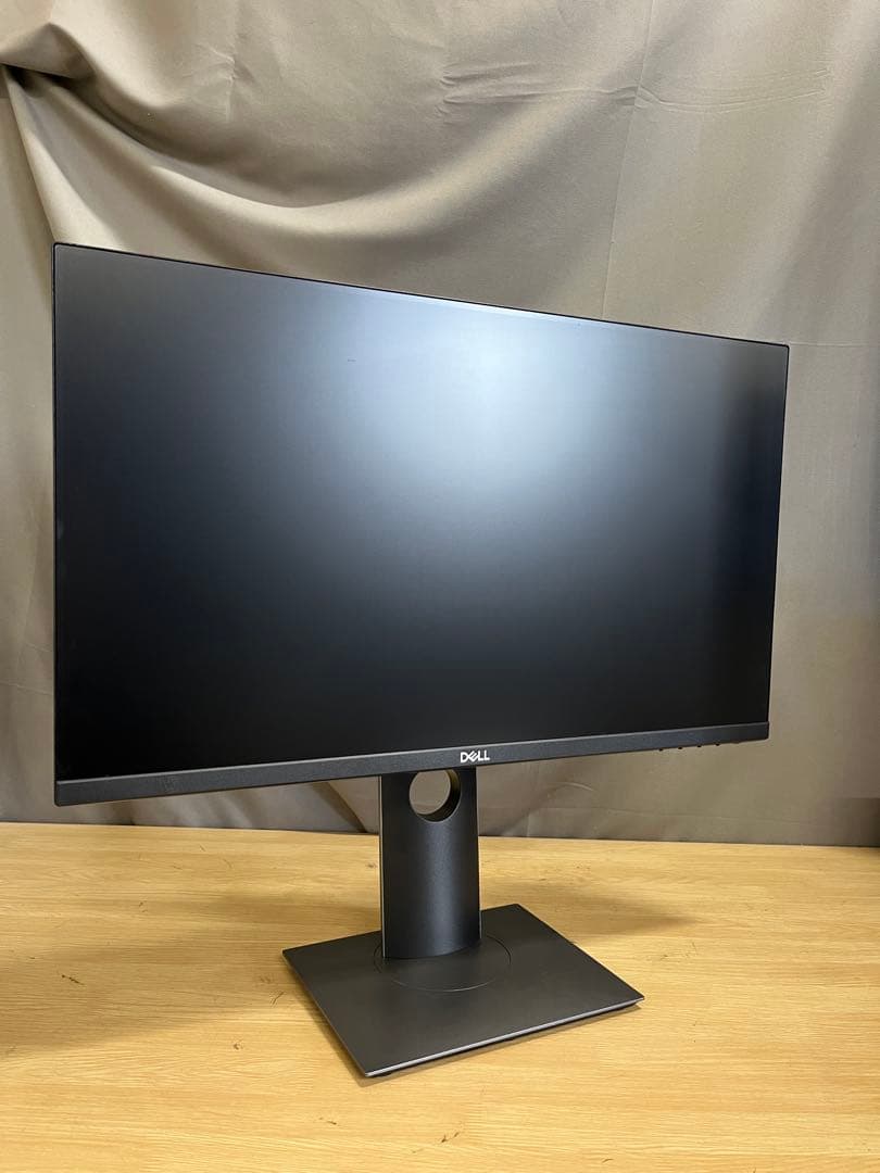 dell P2319H 23インチ液晶モニター　回転機能高さ角度調整