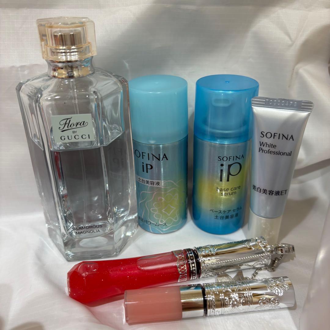 ♡コスメおまとめ(グッチ香水有、未使用コスメ、リップ多め）