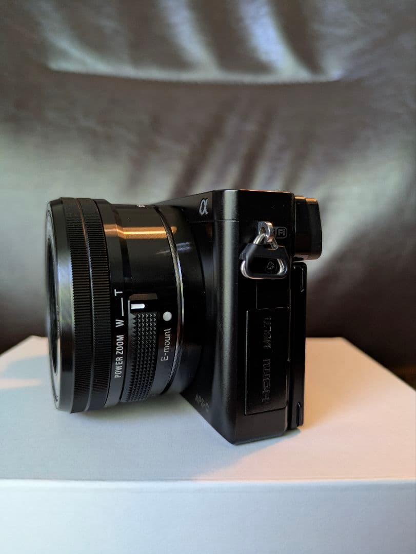 【美品】SONY　a6000　16-50 キットレンズ　セット