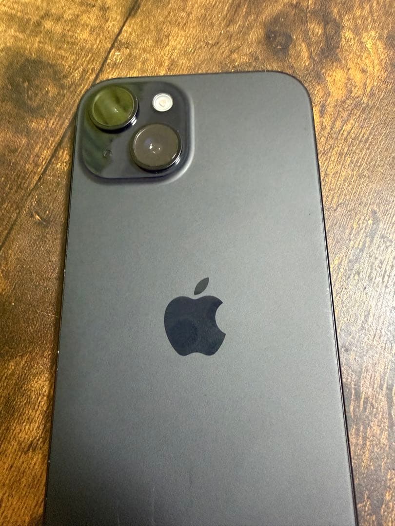 Apple iPhone 15ブラック 本体